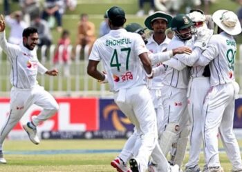 পাকিস্তানের বিপক্ষে ঐতিহাসিক টেস্ট জয় বাংলাদেশের