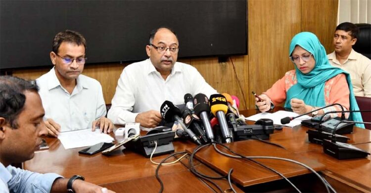 বন্যায় দেশের ১১ জেলায় প্রায় ৪৫ লাখ মানুষ ক্ষতিগ্রস্ত, মৃত্যু ১৩ জনের