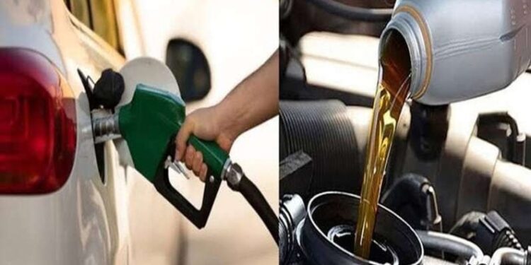 কমছে জ্বালানি তেলের মূল্য