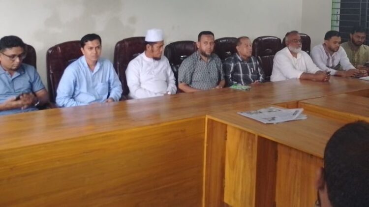 সীতাকুণ্ডে সাংবাদিকদের সঙ্গে জামায়াতের নেতাদের মত বিনিময়