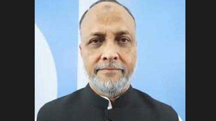 চট্টগ্রামে সাবেক সাংসদ লতিফ সেনাবাহিনীর হাতে আটক