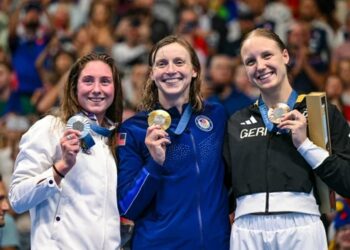 প্যারিস অলিম্পিক/পদক তালিকার শীর্ষ স্থান ধরে রাখল যুক্তরাষ্ট্র