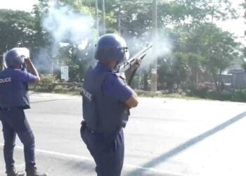 আন্দোলন দমনে পুলিশ প্রবিধান অনুসরণ করার নির্দেশ হাইকোর্টের