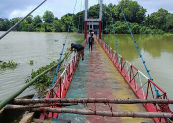 ডুবে গেছে সিম্বল অব রাঙ্গামাটি খ্যাত পর্যটন ঝুলন্ত সেতুটি