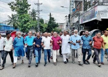 চট্টগ্রামে বিএনপির নেতা ইয়াসিন চৌধুরী ও মনজুর রহমানের নেতৃত্বে মিছিল ও সমাবেশ