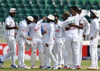 দ্বিতীয় টেস্ট/বাংলাদেশকে ১৮৫ রানের লক্ষ্য দিল পাকিস্তান