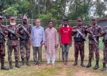 ভারতে পালানোর সময় রাউজানের প্রাক্তন সাংসদ ফজলে করিম চৌধুরী আটক