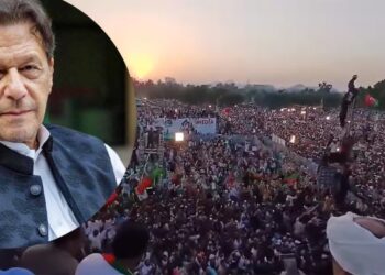 প্রাক্তন প্রধানমন্ত্রী ইমরান খানের মুক্তির দাবিতে পাকিস্তানে সমাবেশ