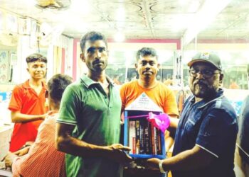 তরুণদের মেধা শানিত করতে বইয়ের বিকল্প নেই