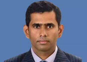 শেখ হাসিনাকে ভারত থেকে ফিরিয়ে আনার উদ্যোগ নিচ্ছে বাংলাদেশ