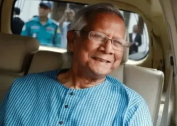 দেশে ফিরেছেন মুহাম্মদ ইউনূস