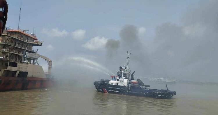 পতেঙ্গায় বিএসসির জাহাজে বিস্ফোরণের পর আগুন