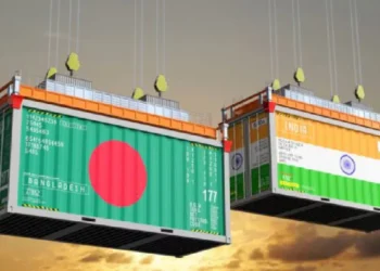 বাংলাদেশে অস্থিরতায় ফায়দা লুটছে ভারতের তৈরি পোশাকশিল্প