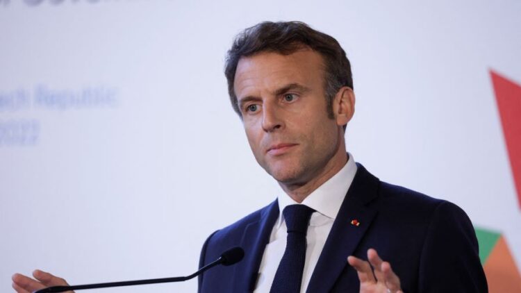 ইসরাইলকে অস্ত্র সরবরাহ বন্ধের আহ্বান ম্যাক্রোঁর