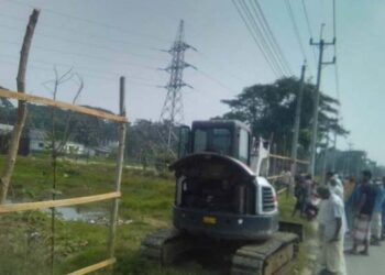 পটিয়ায় জনবসতি এলাকায় পৌরসভার ডাম্পিং স্টেশন নির্মাণ বন্ধের দাবি এলাকাবাসীর