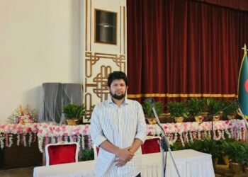 বঙ্গভবনের দরবার হল থেকে সরানো হলো শেখ মুজিবের ছবি