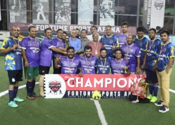 চট্টগ্রামে সাংবাদিকদের প্রীতি ফুটবল ম্যাচ অনুষ্ঠিত