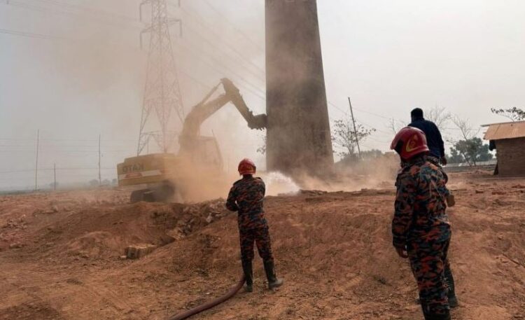 ফটিকছড়িতে ৫ ইট ভাটাকে জরিমানা