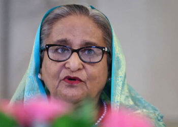 শেখ হাসিনাসহ ১১ জনের বিরুদ্ধে গ্রেপ্তারি পরোয়ানা