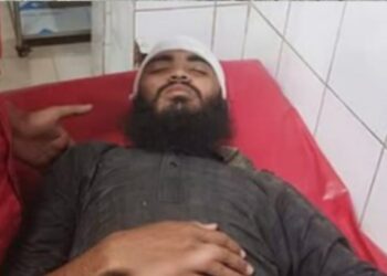 ট্রেনে আগুন, আতঙ্কে লাফ দেওয়া মায়ের কোল থেকে পড়ে শিশুর মৃত্যু