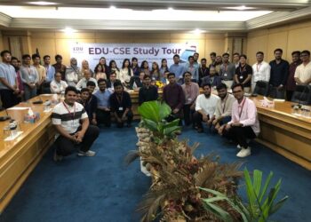 সিএসইতে ইডিইউর ব্যবসায় প্রশাসন বিভাগের শিক্ষার্থীদের শিক্ষা সফর