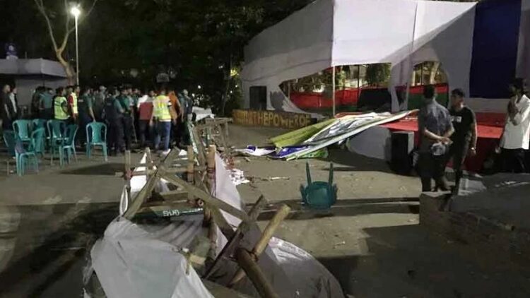 ডিসি হিলে বর্ষবরণের মঞ্চ ভাঙচুর