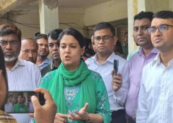 বালু-দখলদারদের বিরুদ্ধে জিরো টলারেন্স: চুনতিতে উপদেষ্টা রিজওয়ানা হাসান