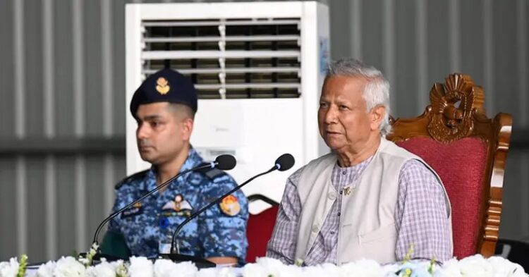 বিমান বাহিনীকে যুদ্ধের প্রস্তুতি নিতে বললেন প্রধান উপদেষ্টা