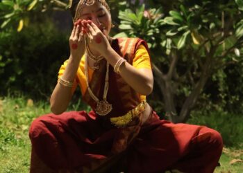 আত্মার আরাধনা: ভরতনাট্যম