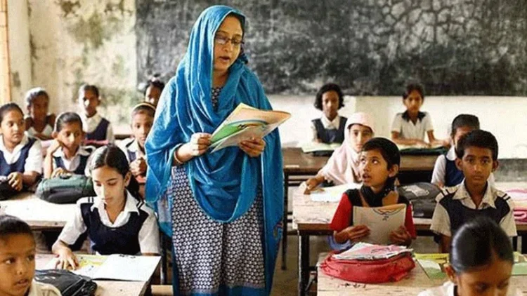 প্রাথমিকের শিক্ষকেরা এবার পূর্ণ দিবস কর্মবিরতিতে যাচ্ছেন