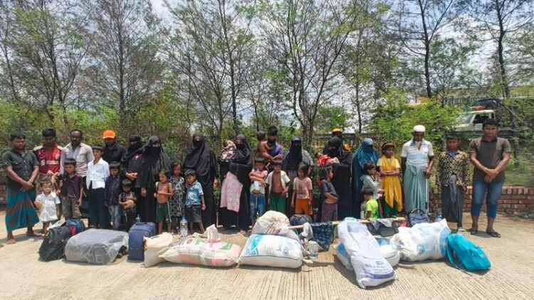 ভাসানচর থেকে পালিয়ে আসা ৩৫ রোহিঙ্গা চট্টগ্রামে গ্রেফতার