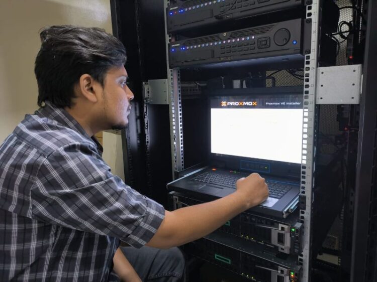 মাসিক ভাড়াভিত্তিক নতুন ইনফ্রাস্ট্যাক এইচসিআই সল্যুশন চালু করল ‘সার্ভিসিং২৪’