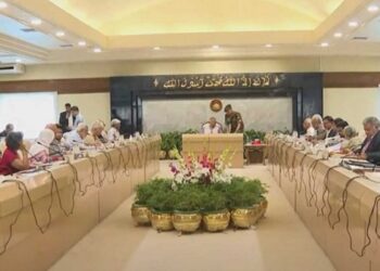 উপদেষ্টা পরিষদের বৈঠকে বাজেট প্রস্তাবনা অনুমোদন