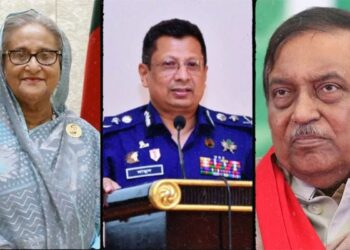 হাসিনাসহ তিনজনের বিরুদ্ধে ট্রাইব্যুনালে আনুষ্ঠানিক অভিযোগ দাখিল