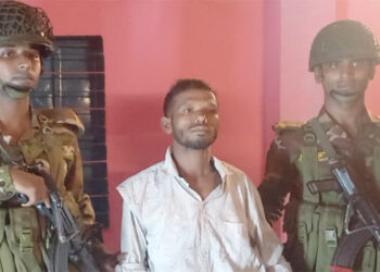 রাঙ্গুনিয়ায় গরুর বাজারে শ্বশুরকে কুপিয়ে খুন করল জামাতা