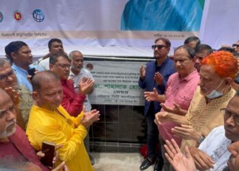 চসিকের এলইডি বাতি স্থাপন কার্যক্রম শুরু