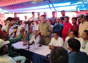 প্রতিকূল আবহাওয়া বিবেচনায় নির্বাচন এগিয়ে আনা উচিত: মিজানুর রহমান