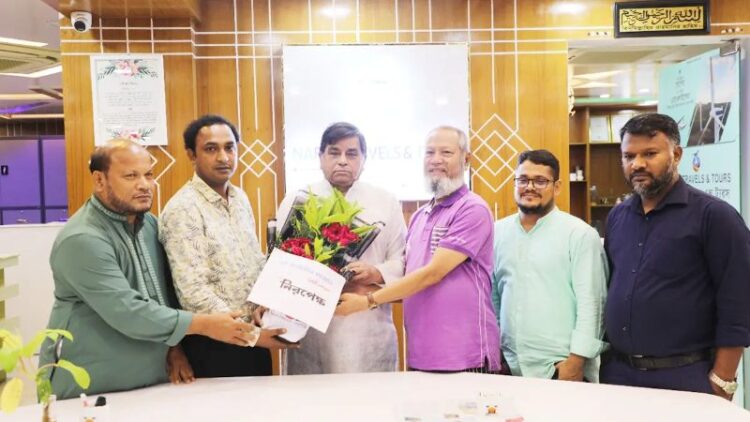 দৈনিক নিরপেক্ষতে যোগ দিলেন মহিউদ্দিন খান মোহন