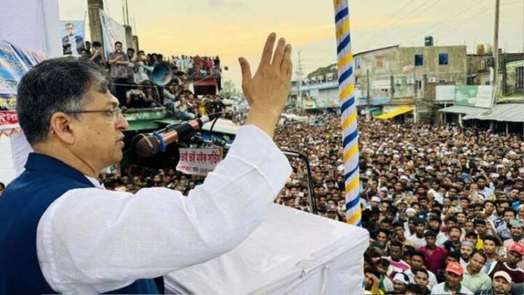 ষড়যন্ত্র মোকাবিলায় গণতান্ত্রিক শক্তিকে ঐক্যবদ্ধ থাকতে হবে: সালাহউদ্দিন আহমেদ