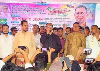 রাজনীতিবিদরা কখনো নেতাকর্মীদের মন থেকে হারিয়ে যায় না: শাহাদাত