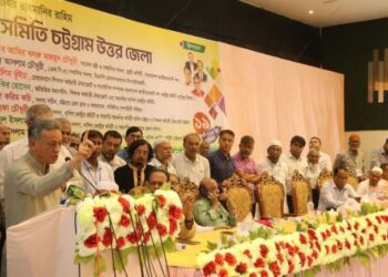 যারা ভোট চান না, তাদের রাজনৈতিক দল করার দরকার কী: আমির খসরু