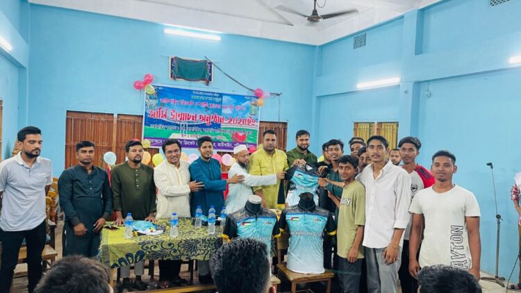 ভাটিখাইন ক্রিকেট স্পোর্টিং ক্লাবের প্রথম বর্ষপূর্তি ও জার্সি উন্মোচন সম্পন্ন