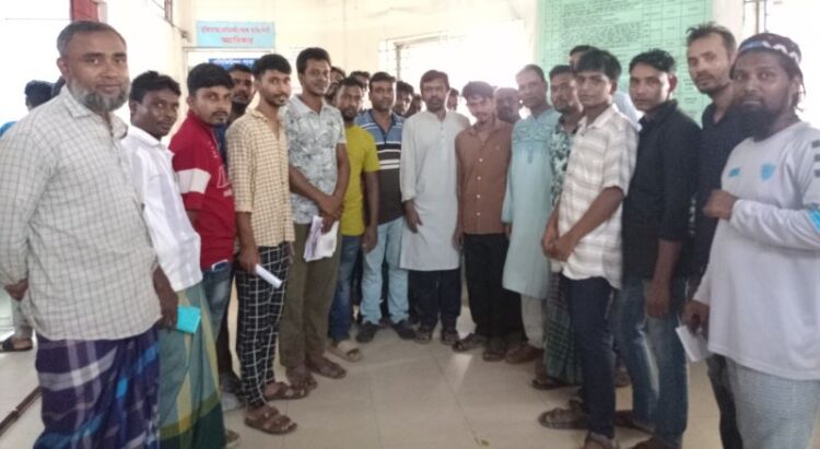 গাড়ি জব্দ ও হয়রানি বন্ধসহ ৮ দাবি ইজিবাইক সংগ্রাম পরিষদ চট্টগ্রাম জেলার