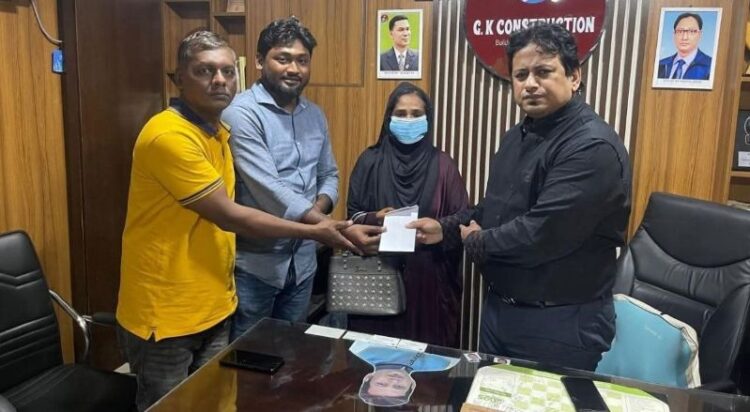 পটিয়ার হালিমার বিশ্ববিদ্যালয়ে ভর্তি সহায়তায় গাজী সিরাজ