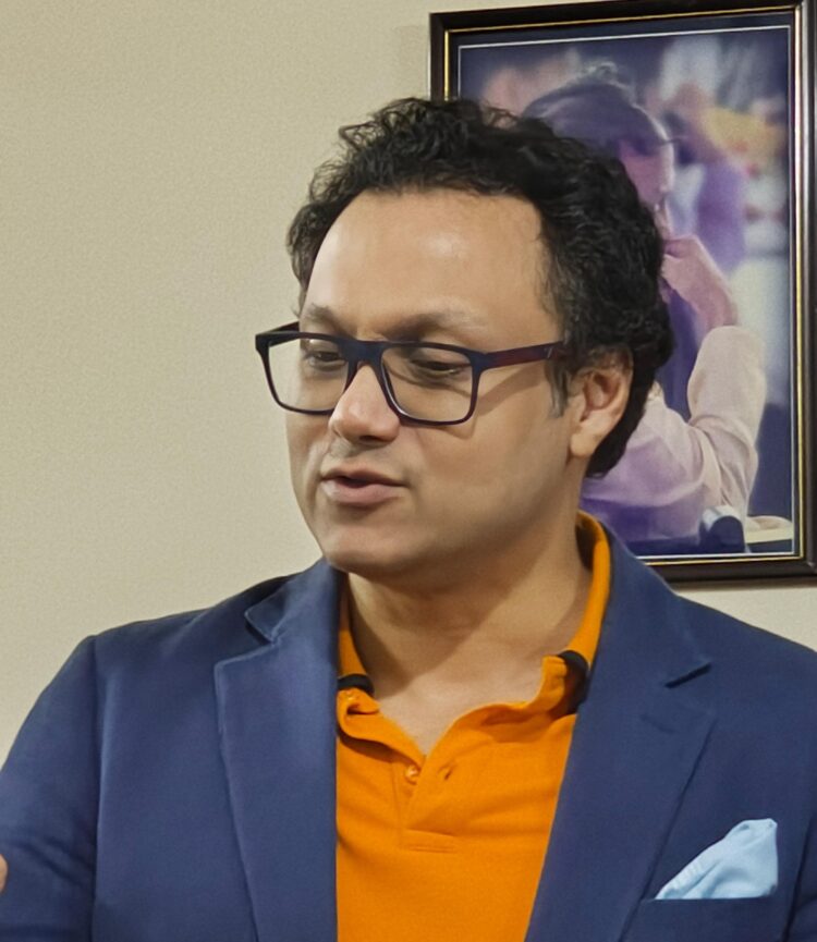 বিশ্ববিদ্যালয়ের ভর্তির সুযোগ পাওয়া ৩ শিক্ষার্থীর দায়িত্ব নিলেন সাঈদ আল নোমান