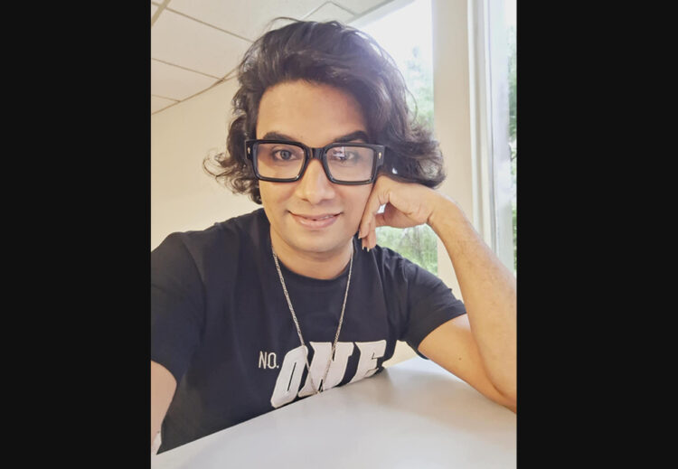 মান্না জাকির নাজাকাত: বহুস্বরের একক নাম