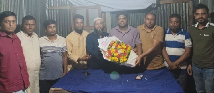 ভাটিখাইনে জিয়া সাইবার ফোর্সের সভাপতি কামাল হোসেনকে সংবর্ধনা