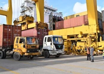 চট্টগ্রাম বন্দরের এনসিটিতে এক দিনে রেকর্ড কনটেইনার হ্যান্ডলিং