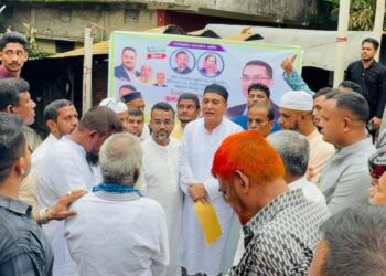 পটিয়ায় তারেক রহমানের পক্ষে অগ্নিকাণ্ডে ক্ষতিগ্রস্ত পরিবারকে সহায়তা