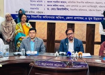 তরুণদের উদ্যোক্তা হিসেবে গড়ার মাধ্যমে বেকারত্ব কমাতে হবে: মেয়র শাহাদাত